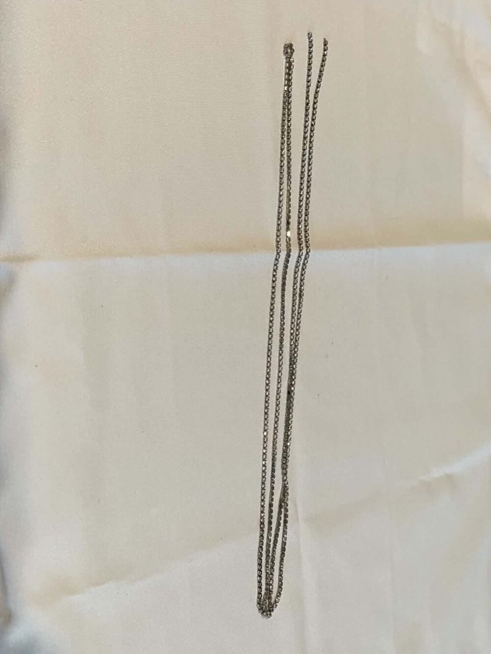 Vintage-Style Silver Tone Rhinestone Tennis Chain Necklace – Multi-Strand